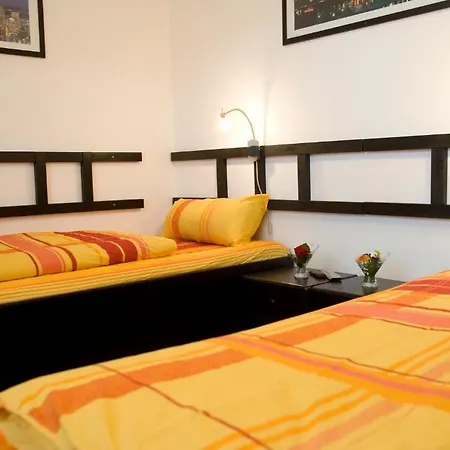 בית הארחה Weiss אלטנשטאדט