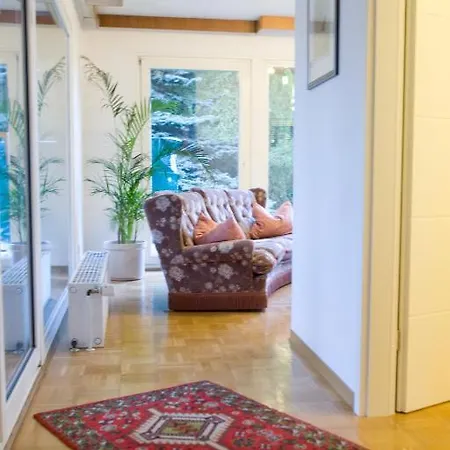 Weiss בית הארחה 2*