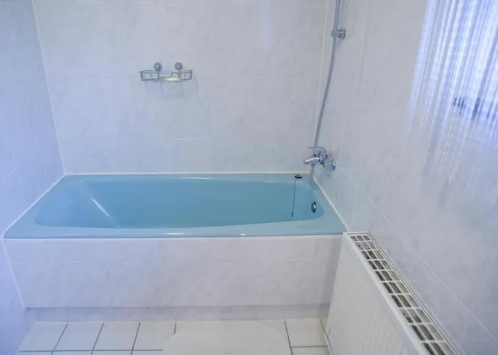 Weiss Πανσιόν