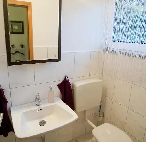 Πανσιόν Weiss 2*